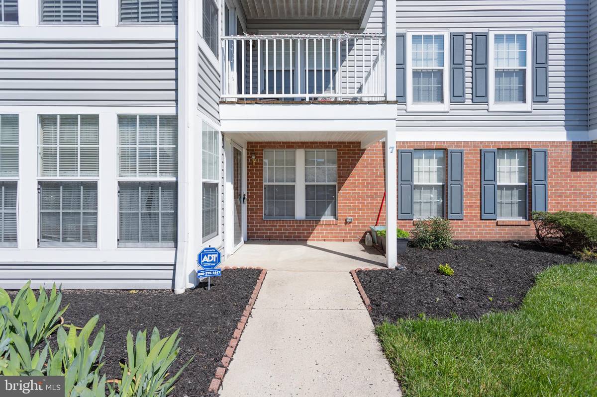 Nottingham, MD 21236,7 LOCUST PATH CT #8-7