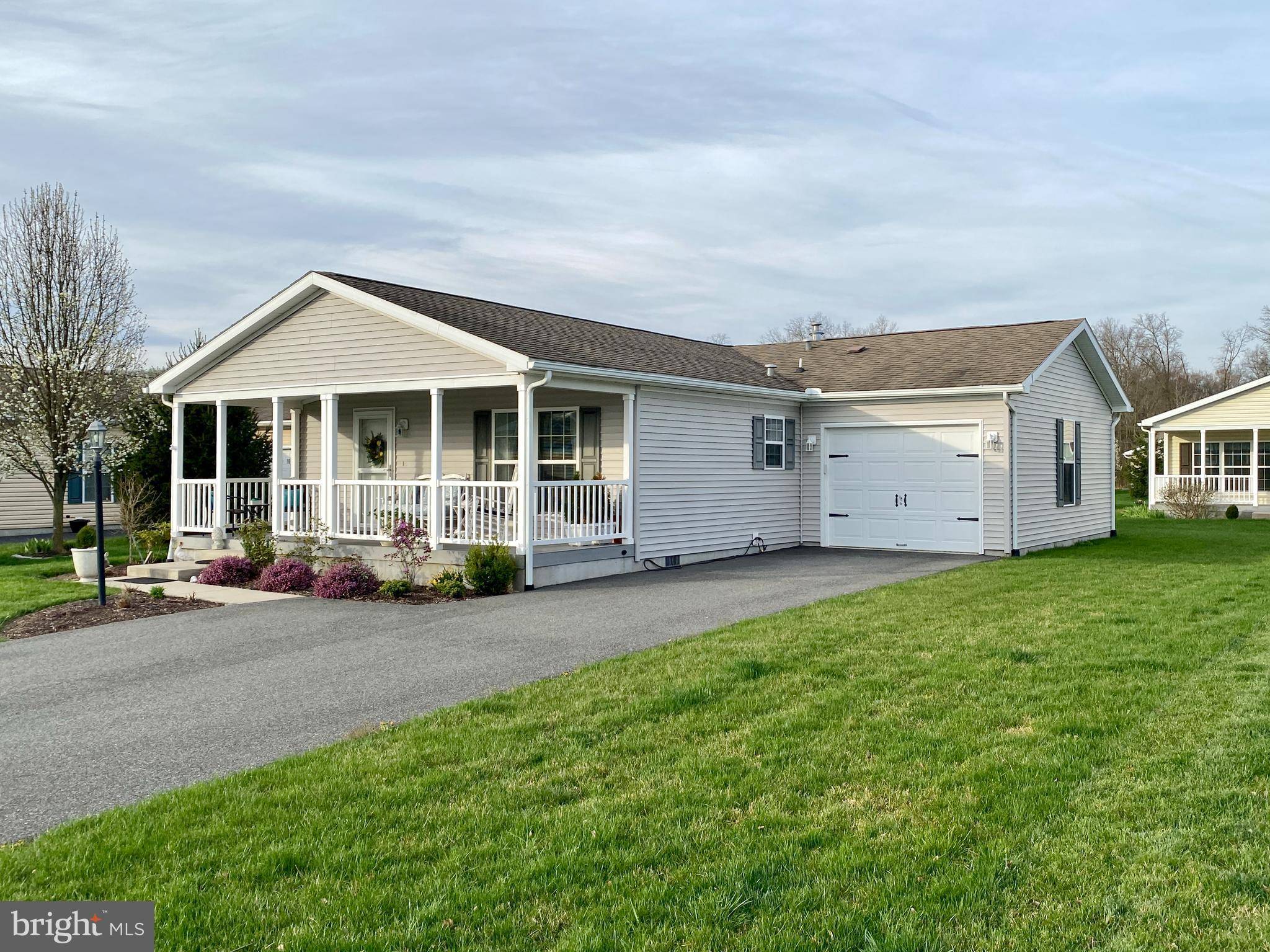 30 WREN DR, Bechtelsville, PA 19505