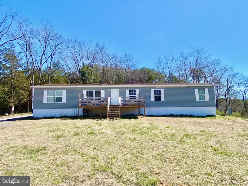 102 PEACEFUL MOUNTAIN, Brandywine, WV 26802