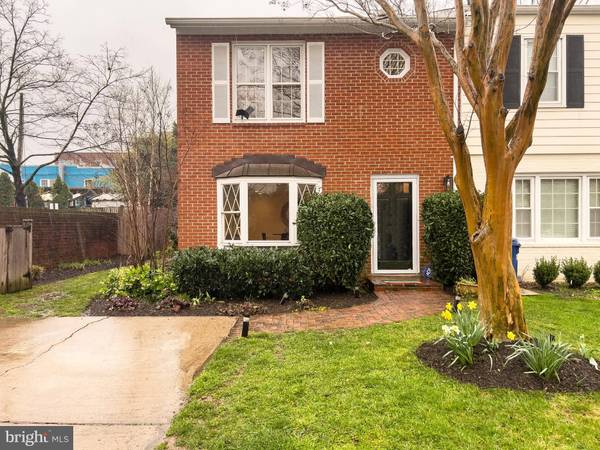 113 E WINDSOR AVE #C, Alexandria, VA 22301