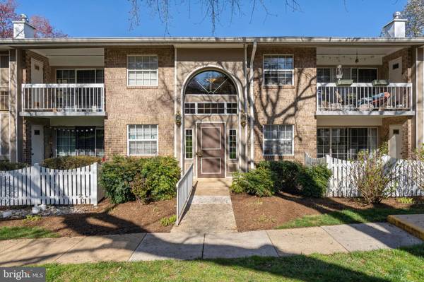 1942 KENNEDY DR #203, Mclean, VA 22102