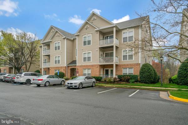 6523 GRANGE LN #404, Alexandria, VA 22315