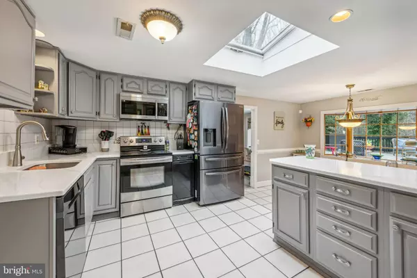 Cherry Hill, NJ 08002,653 PARK DR