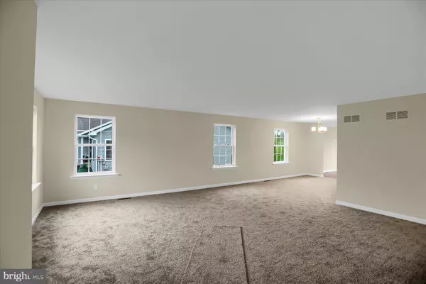 Selinsgrove, PA 17870,79 ST ANDREWS WAY