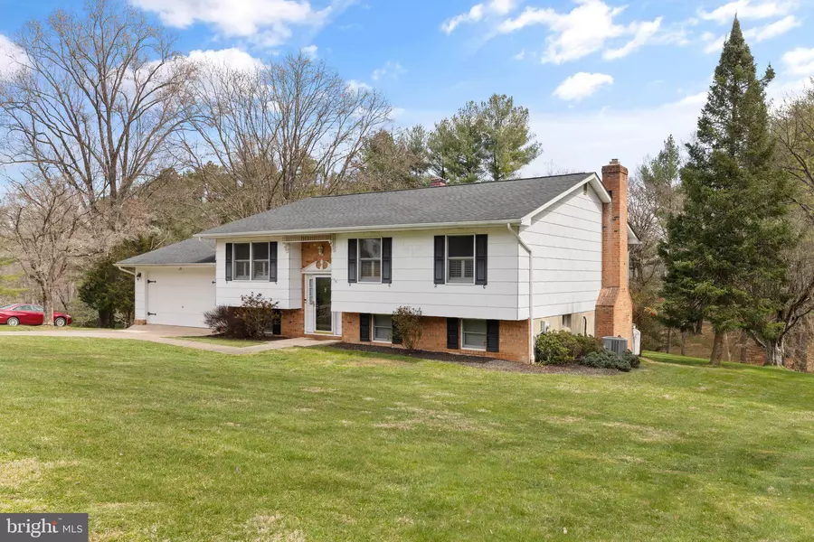 5318 WENDY RD, Sykesville, MD 21784