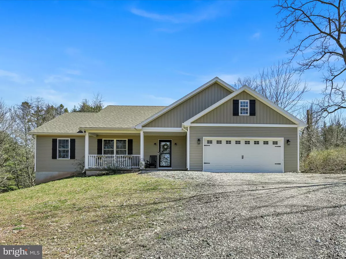 New Ringgold, PA 17960,326 WILD TURKEY LN