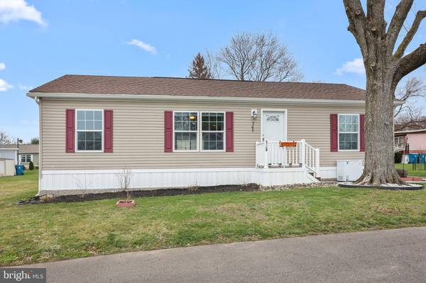 145 DOGWOOD DR, Doylestown, PA 18901