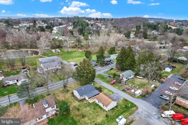 801 GRANTHAM RD Grantham, PA 17027