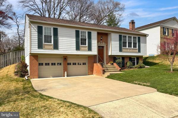 7104 ROLLING FOREST AVE, Springfield, VA 22152