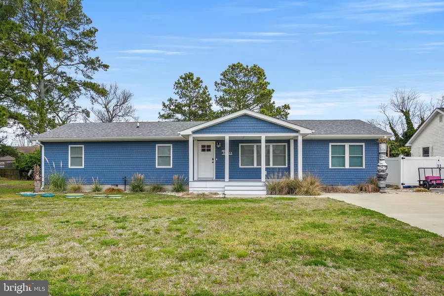 6313 CHESTER PARK DR, Chincoteague Island, VA 23336