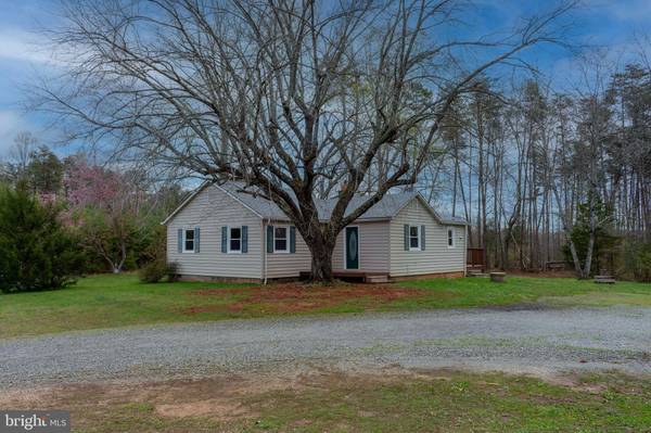 Louisa, VA 23093,964 HICKORY CREEK RD