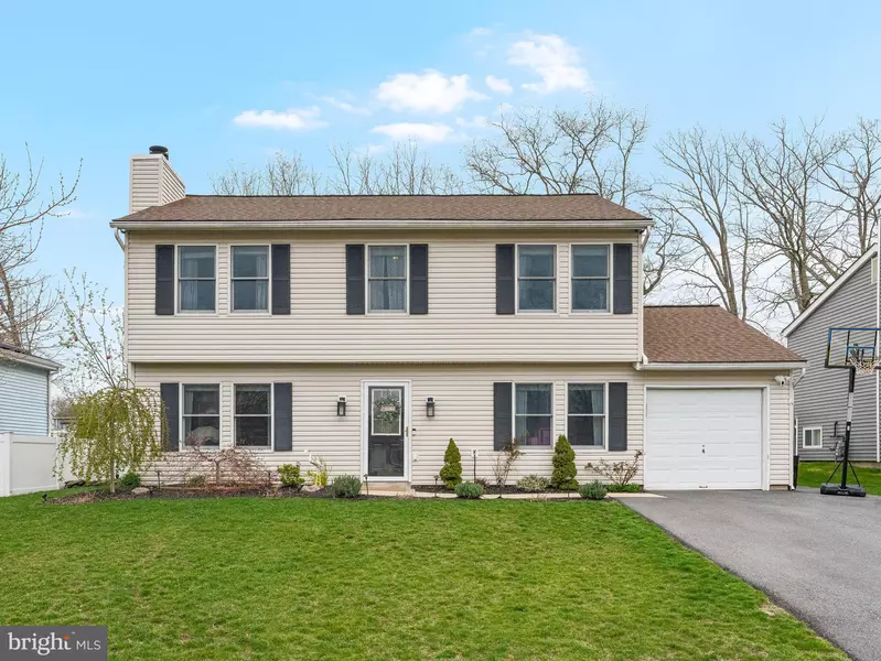 58 VILLAGE DR, Barnegat, NJ 08005