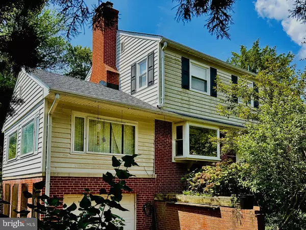 913 DEWOLFE DR, Alexandria, VA 22308