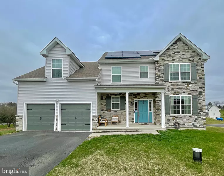 6227 JENNA CT, Slatington, PA 18080