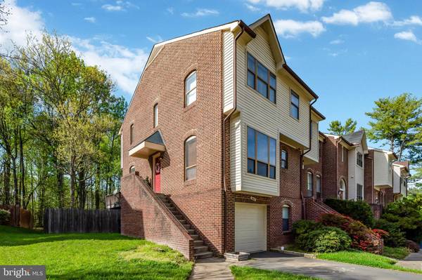 6608 WESTBURY OAKS CT,  Springfield,  VA 22152