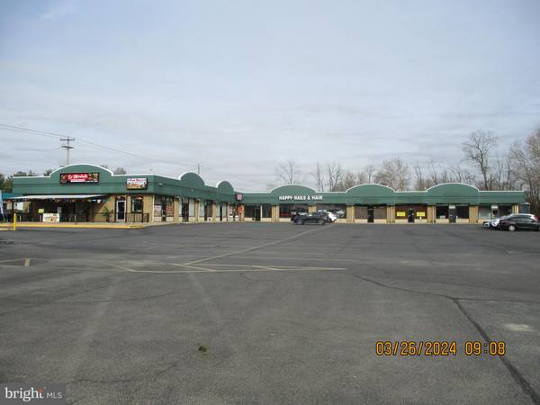 Elkton, MD 21921,14 COMMERCIAL PLZ