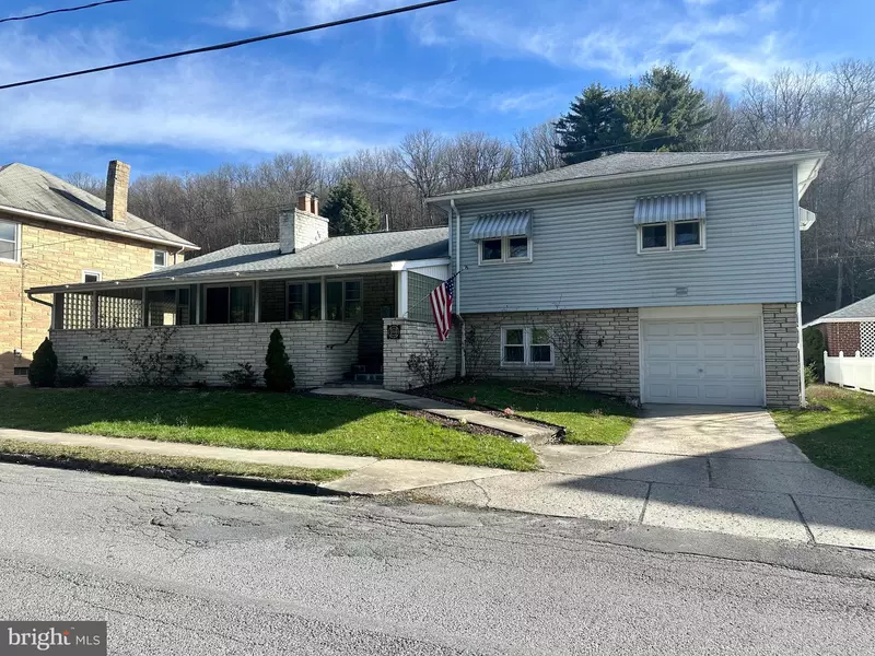 509 SCHUYLKILL AVE, Tamaqua, PA 18252