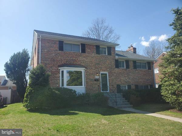 10002 BELHAVEN RD, Bethesda, MD 20817