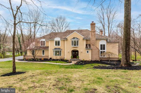 32 SPRINGTON POINTE DR, Newtown Square, PA 19073