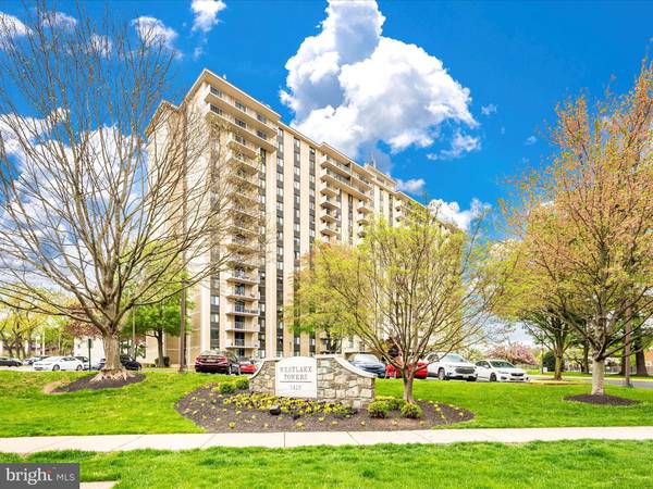 7420 WESTLAKE TER #1611, Bethesda, MD 20817