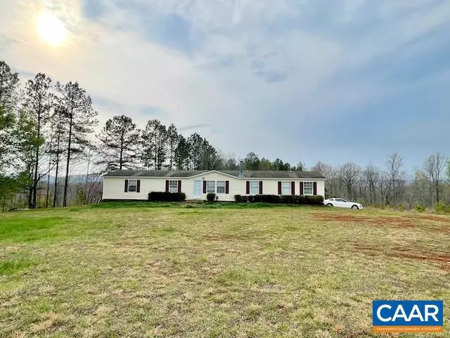 9486 OLD GREEN MOUNTAIN RD, Esmont, VA 22937