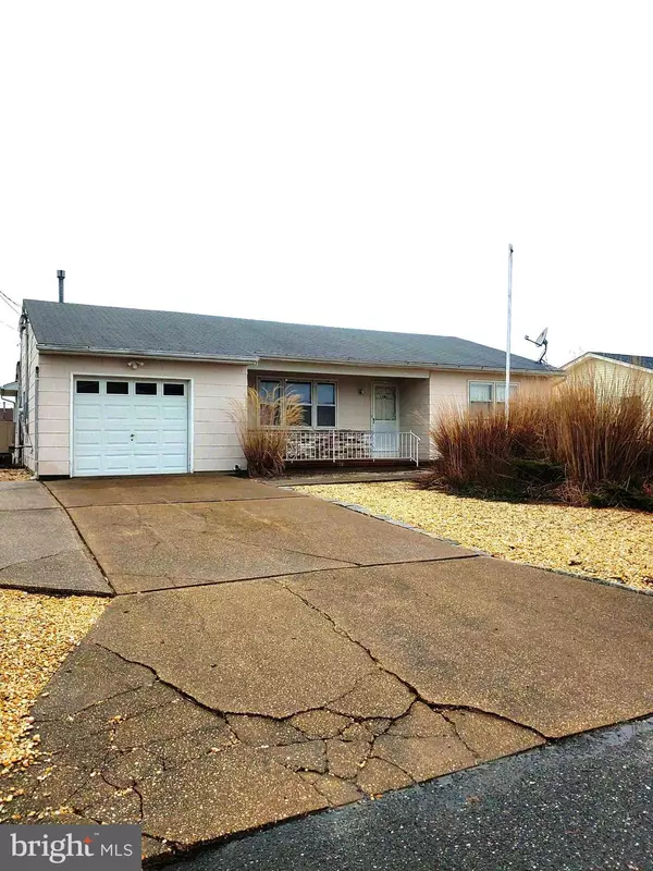 Forked River, NJ 08731,1101 EGRET CT