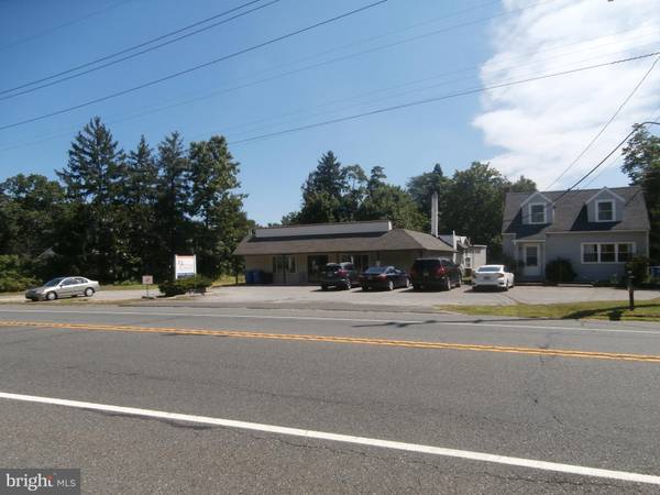 Southampton, NJ 08088,1666 ROUTE 206