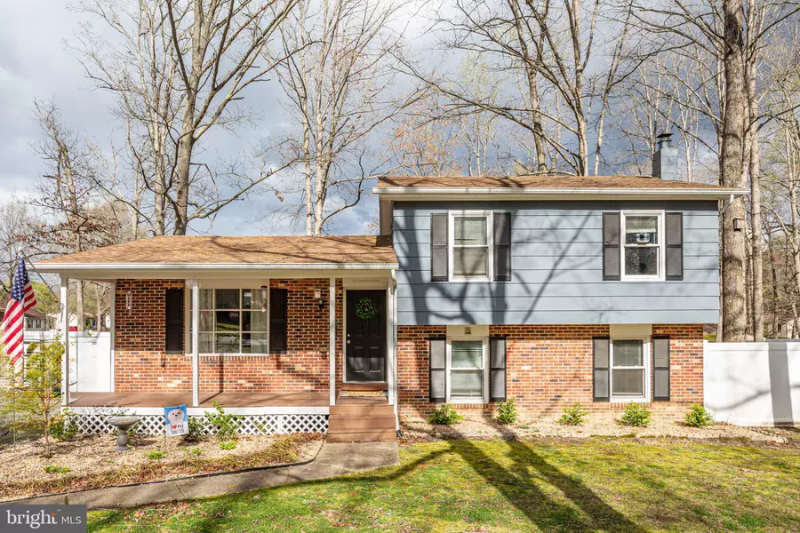 227 HAMPTON DR, Spotsylvania, VA 22551