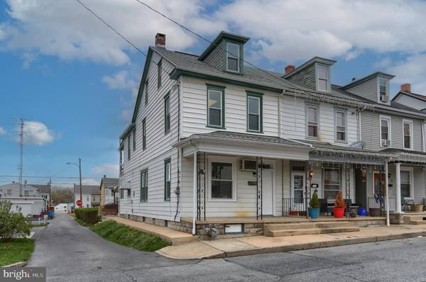 67 FOLMER ST, Lebanon, PA 17042