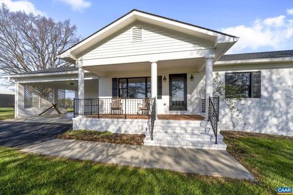 912 SHORES RD, Palmyra, VA 22963