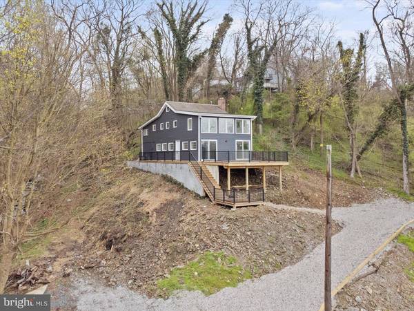 790 2ND ST, Mount Wolf, PA 17347