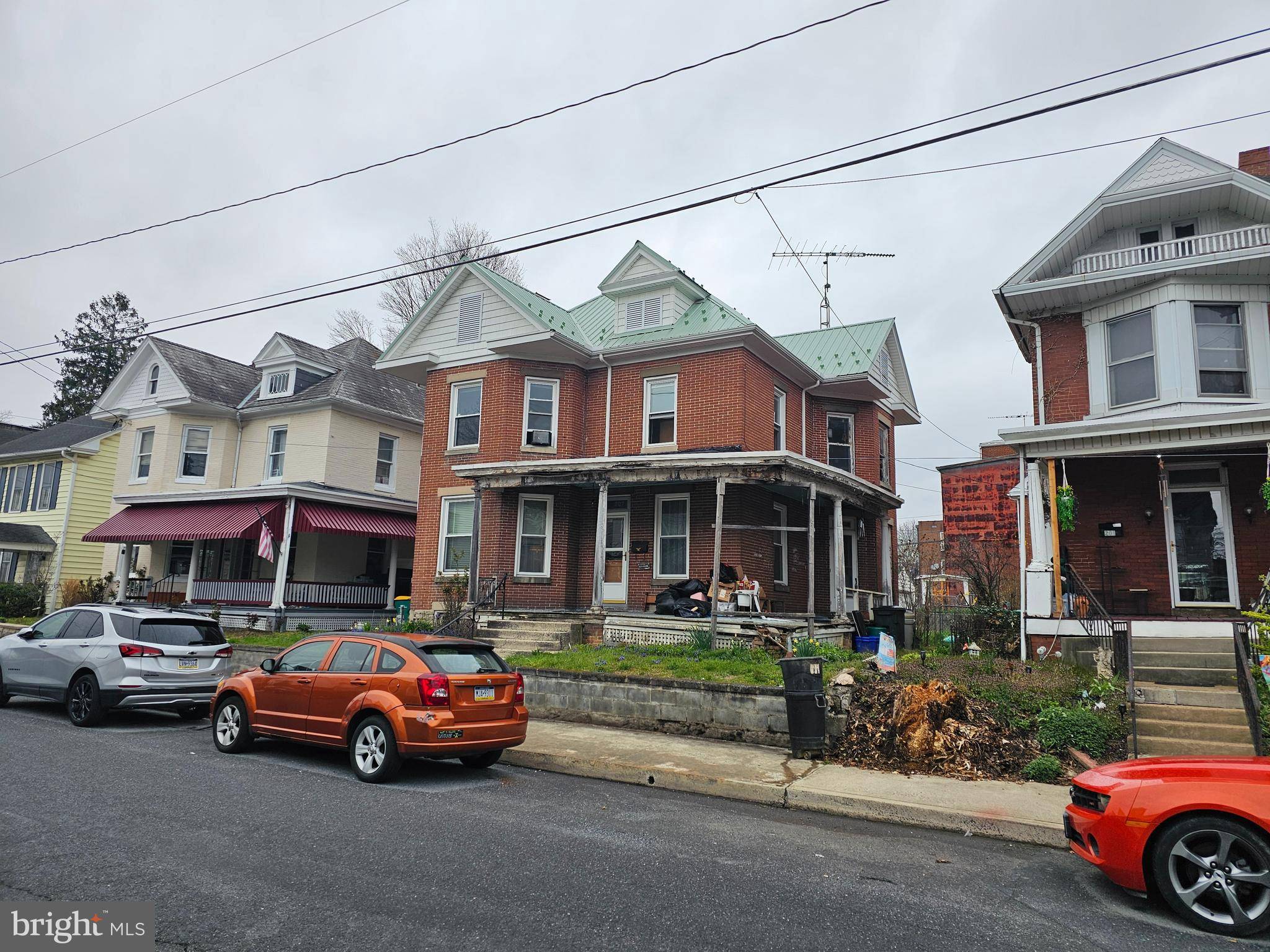 Waynesboro, PA 17268,207 W SECOND STREET