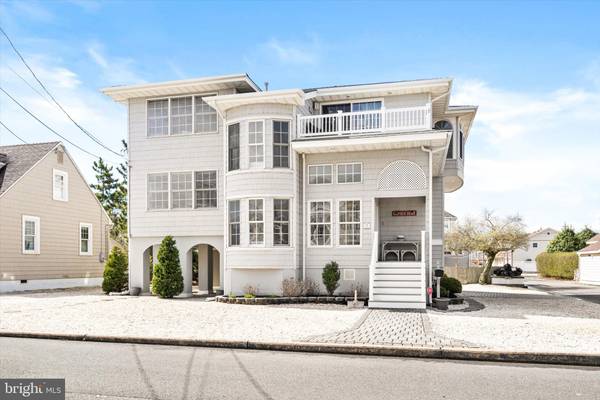 10 E 47TH ST, Long Beach Township, NJ 08008