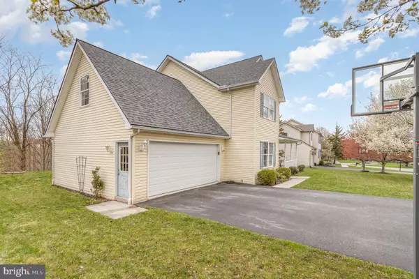 York, PA 17404,912 WILLOW RIDGE DR