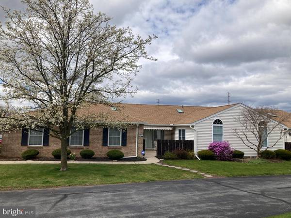 5822 BURNING TREE LN, Macungie, PA 18062