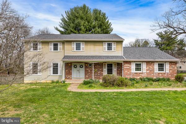 313 IRISH RD, Berwyn, PA 19312