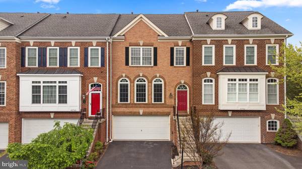 43764 SMITH FERRY SQ, Leesburg, VA 20176