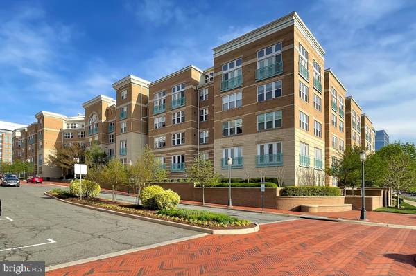 Reston, VA 20190,12001 MARKET ST #418