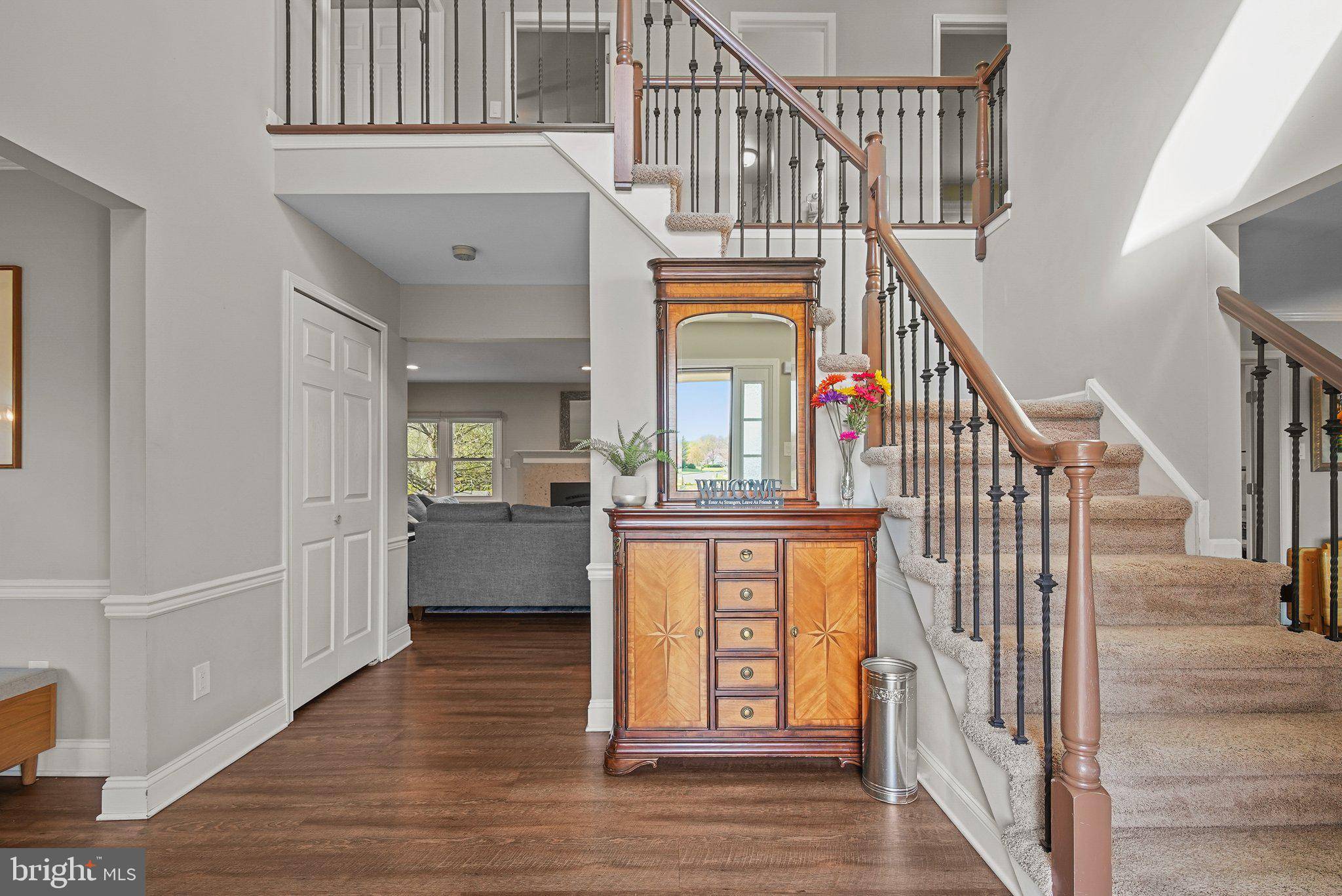 Yardley, PA 19067,901 SLATE HILL RD