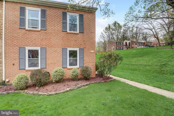 Springfield, VA 22152,6449 SHANNON STATION CT