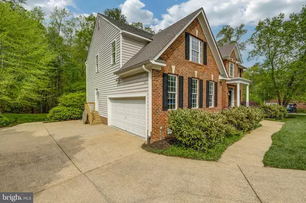 Midlothian, VA 23113,13643 WATERSWATCH CT