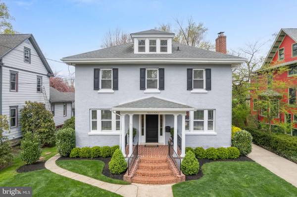 61 LINDEN AVE, Haddonfield, NJ 08033