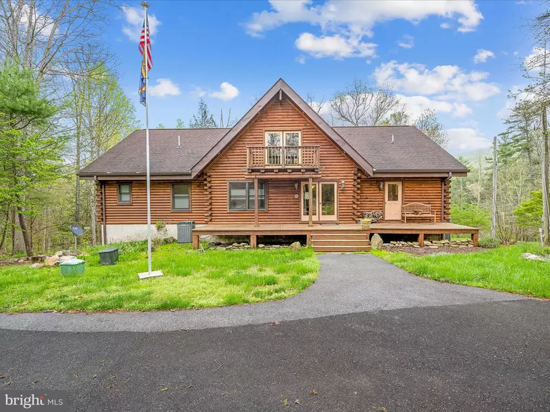 318 FERROUS RD, Hedgesville, WV 25427