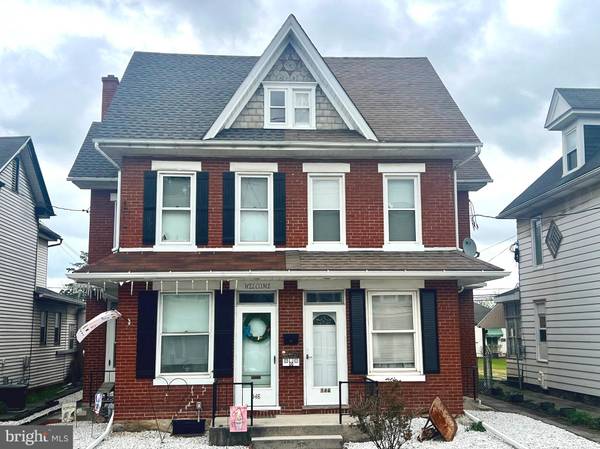 546 N RAILROAD ST, Palmyra, PA 17078