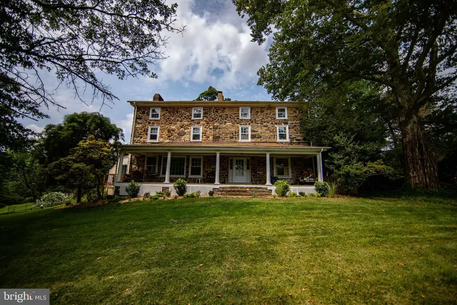 363 VALLEYBROOK RD, Glen Mills, PA 19342