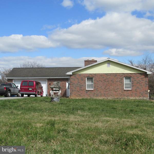 5528 STRASBURG RD, Atglen, PA 19310