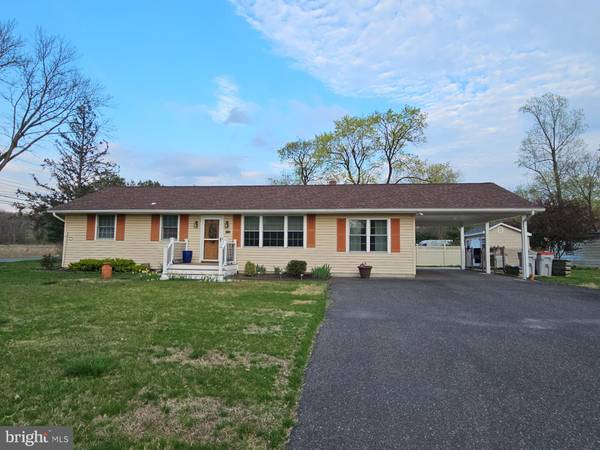 1111 SWENLIN DR, Vineland, NJ 08360