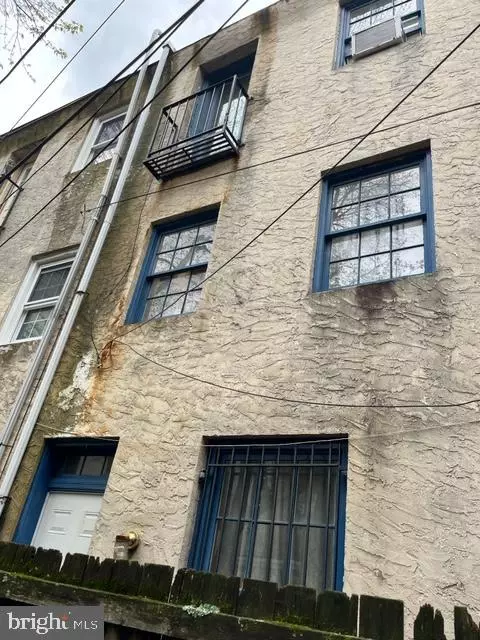 Philadelphia, PA 19147,777-R S 3RD ST #2