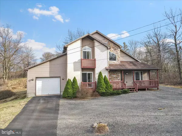 232 BEAVER DAM RD, Long Pond, PA 18334