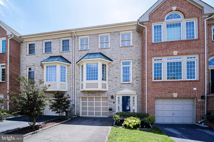 6257 TRACI JOYCE LN, Alexandria, VA 22310